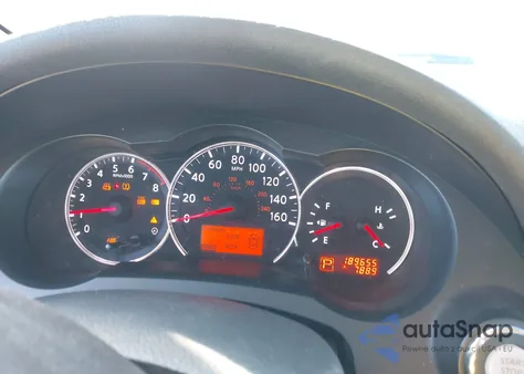 2010 Nissan Altima 2.5 S z USA, uszkodzony, nr VIN 1N4AL2AP4AN536477